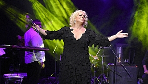 Bayramı Ayta Sözeri İle Kutladılar