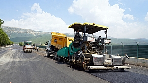 Büyükşehirden Bağlantı Yollarına Sıcak Asfalt