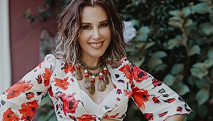 Funda Arar’dan Zafer Bayramına Özel Konser