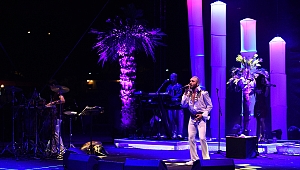 Mabel Matiz Bodrum’da Sahneye Çıktı