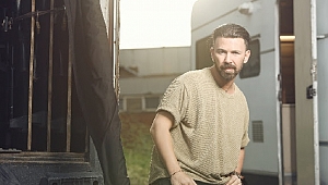 Berksan’dan Yeni Biri’ne akustik versiyon