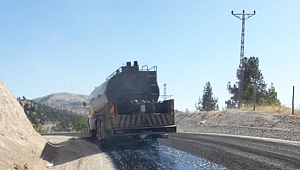 Büyükşehir’den Çağlayancerit Oruçpınarı'na asfalt