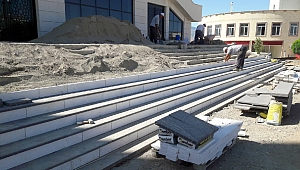 Büyükşehirden Avşar Kampüsünde meydan düzenlemesi