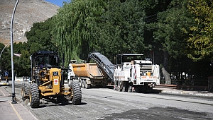 Elbistan’da asfaltlar yenileniyor