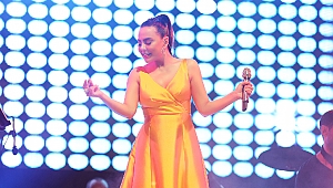 Elexus Hotel’de Ebru Gündeş İzdihamı