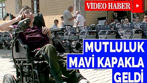Mavi Kapaklarla Gelen Mutluluk