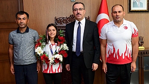 Yanındayız Sevilay