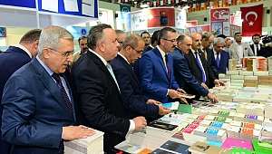 KSÜ Yönetimi Anadolu’nun En Büyük Kitap Fuarında