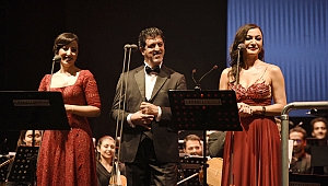 Livaneli İle Sevdalım Hayat Yeniden İzmir'de