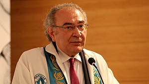 Prof. Dr. Nevzat Tarhan’dan geleceğin doktorlarına tavsiyeler