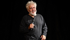 Uğur Yücel’den İzmir’de Kapalı Gişe Performans