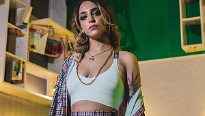 E.C.E. Aniden geliyor