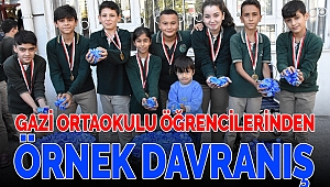 Gazi Ortaokulu Öğrencilerinden Örnek Davranış