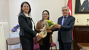 Sağlık Hizmetleri Meslek Yüksekokulu Müdürlüğüne Prof. Dr. Esin İspir Atandı