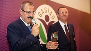 Toplum için fark yaratan ve örnek oluşturanlar ödüllendirildi