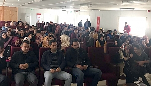 Suriyeli Öğrencilere Polisten Konferans