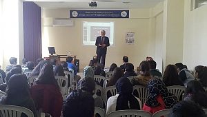 Ökkaş Gümüşer Ortaokulunda Samimi Eller Samimi Dokunuşlar konferansı