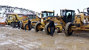 Büyükşehir Ekipleri İşbaşında