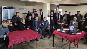 Pazarcık’ta Bağcılık Üzerine Üreticilere Eğitim Toplantısı Düzenlendi