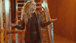 Nilüfer Ay instagramı salladı!