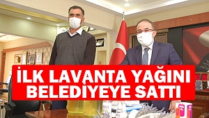 İlk Lavanta Yağını Belediyeye Sattı