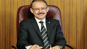  “ÖĞRETMENLER, KATTIKLARIYLA HAYATLARIMIZIN ÖNEMLİ BİR PARÇASI OLAN, SEVGİ VE FEDAKARLIĞIN TİMSALLERİDİR”