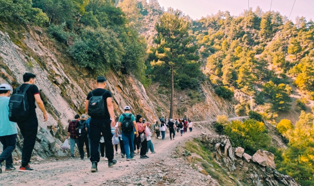 Bük Deresi Ziyaretçilerini Hayran Bıraktı