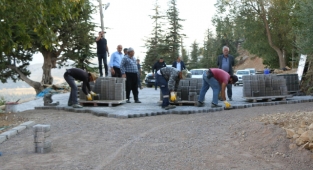 Çağlayancerit Soğukpınar’ın Okul Yolunda Yenileme