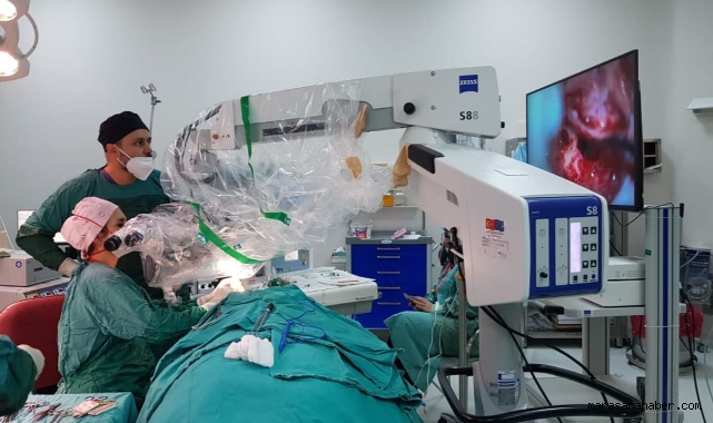 MTÜ’den Koklear implantasyon operasyonu