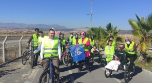Deva Partisi Kahramanmaraş Teşkilatı Akaryakıt Zamlarını Bisikletle Protesto Etti