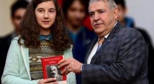 Başkan Mahçiçek, İstiklal Şairimizi Andı