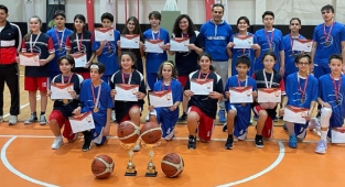 SANKO Okulları Kız Ve Erkek Basketbol Takımları Şampiyon