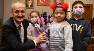 Başkan Okay’a Sürpriz Ziyaret