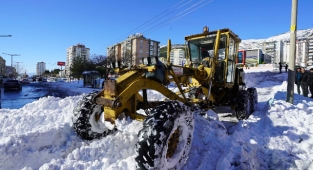 Büyükşehir Çalışıyor, Ulaşım Açık Tutuluyor