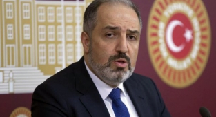 DEVA Partisi Milletvekili Mustafa Yeneroğlu öğrencilere darp iddiasını sordu!