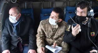 Kahramanmaraş'ta jandarmadan helikopter destekli trafik denetimi