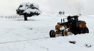 Kar Şiddetini Artırdı Büyükşehir Nöbette