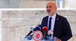 Öztunç: Arazisi zarar gören, serası yıkılan çiftçinin kredi ve prim borcu ne olacak?