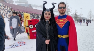 Süper kahramanlardan Kahramanmaraş'ta kızak yarışması