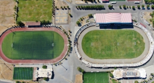 Hanefi Mahçiçek Stadyumu yıkım çalışmaları başladı