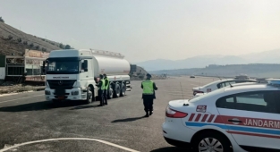 Kahramanmaraş’ta tehlikeli araçlar denetlendi