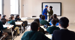 Kurtuluş Ruhu Tiyatroyla Okullara Taşındı