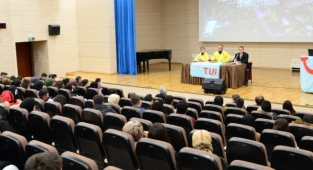 Pegasus Oteller Zinciri Genel Müdürü Yıldız Kariyer Tecrübelerini KSÜ Öğrencileriyle Paylaştı