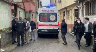 Yaşlı kadın yangında hayatını kaybetti