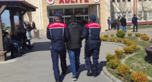 26 yıl hapis cezasıyla aranıyordu orman yolunda enselendi