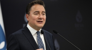 Ali Babacan’dan Bahçeli’ye Çağrı: Artık şiddetle, mafyayla, çetelerle aranıza mesafe koyun