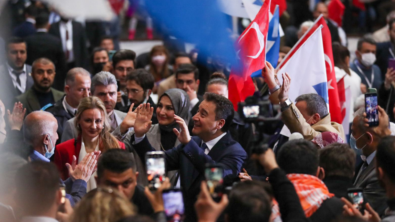 Ali Babacan’dan Erdoğan ve Bahçeli’ye: Entrikalarınız Bize Vız Gelir