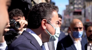 Babacan’dan mazot ve lastik fiyatlarına tepki: Bu hükümet hayatı zorlaştırdı