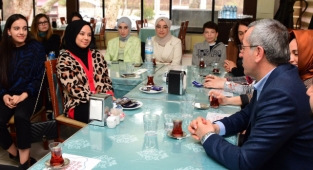 Başkan Güngör Kadın Meclis Üyeleriyle Buluştu