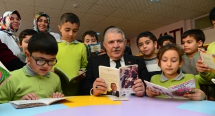 Başkan Mahçiçek: 650 Binden Fazla Kitabı Öğrencilerimizle Buluşturduk